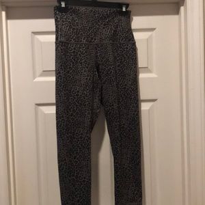 Animal Print Leggings Size M